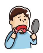 口の中を確認する男性
